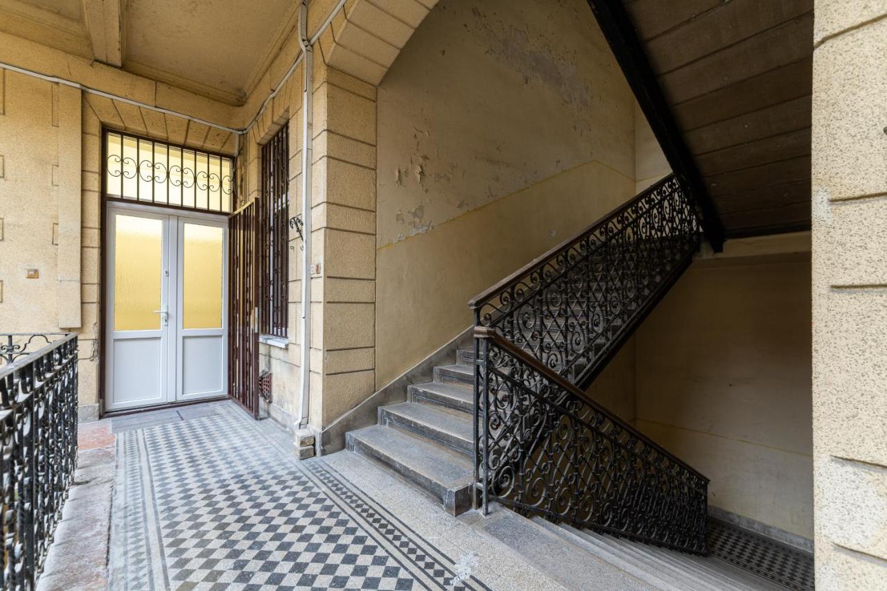 The Right Choice Studio Apartments Budapest Exterior photo